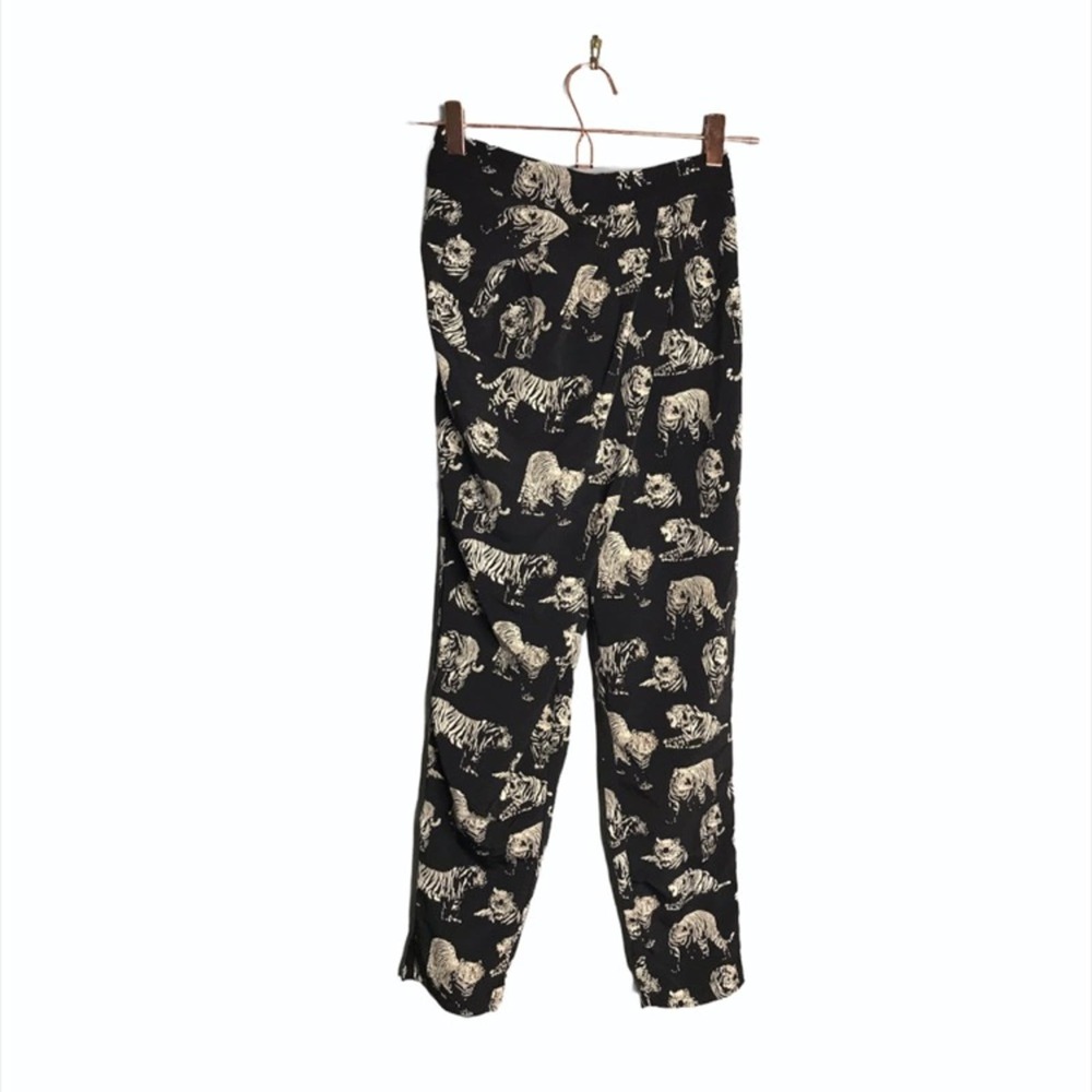 Forever 21 | High Rise Tiger Pattern Pants Black • - Picture 4 of 10